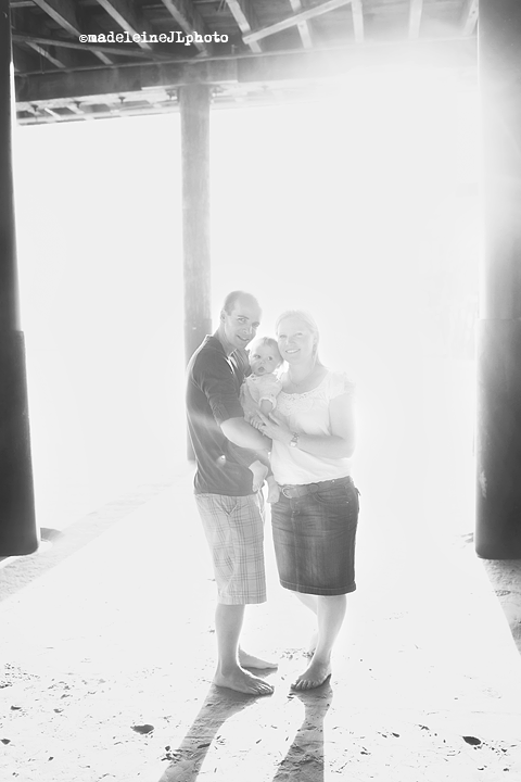 san clemente pier family photography session. orange county, los angeles, san diego family portrait photographer 
